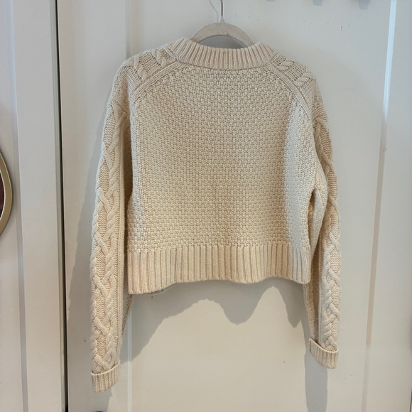 Women's Cable Knit Sweater - Cream - Picture 5 of 10